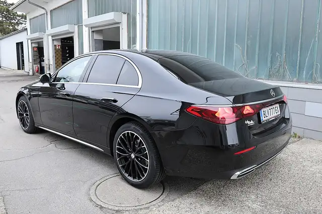 Mercedes-Benz E 220 d MHEV 4Matic Aut. Exclusive AHV Ansicht 6