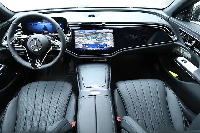 Mercedes-Benz E 220 d MHEV 4Matic Aut. Exclusive AHV Ansicht 13