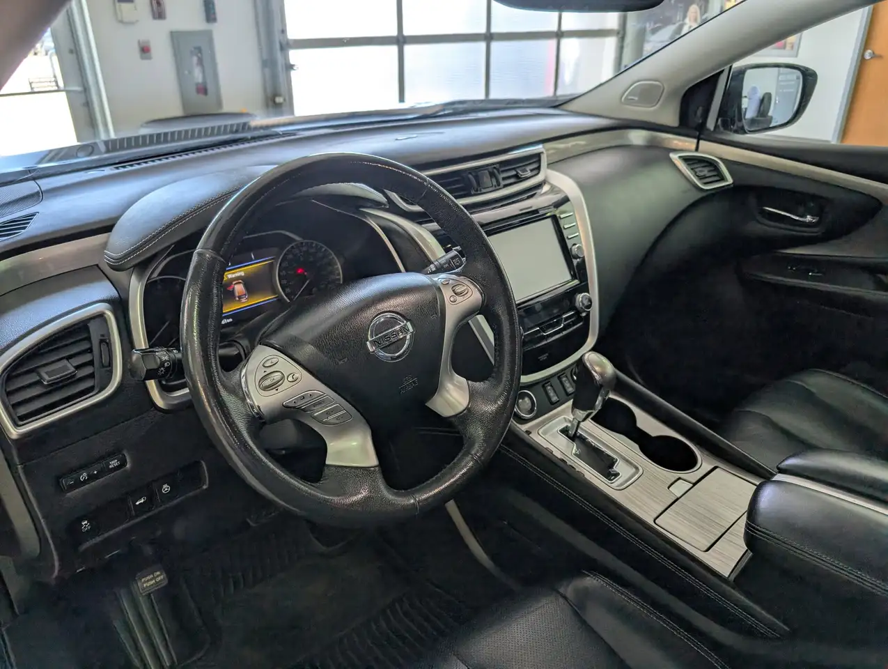 Nissan Murano снимка Nissan Murano