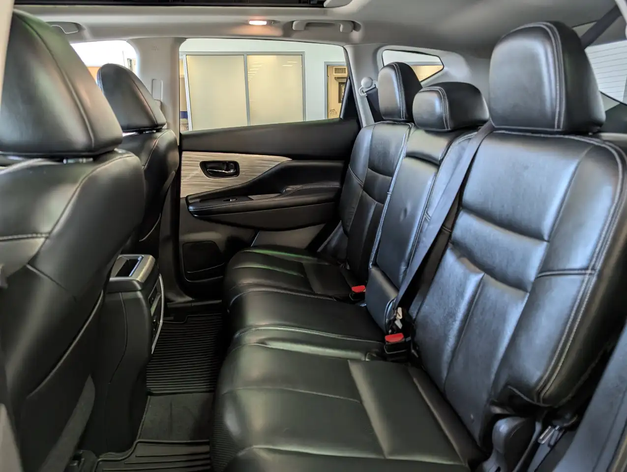 Nissan Murano снимка Nissan Murano