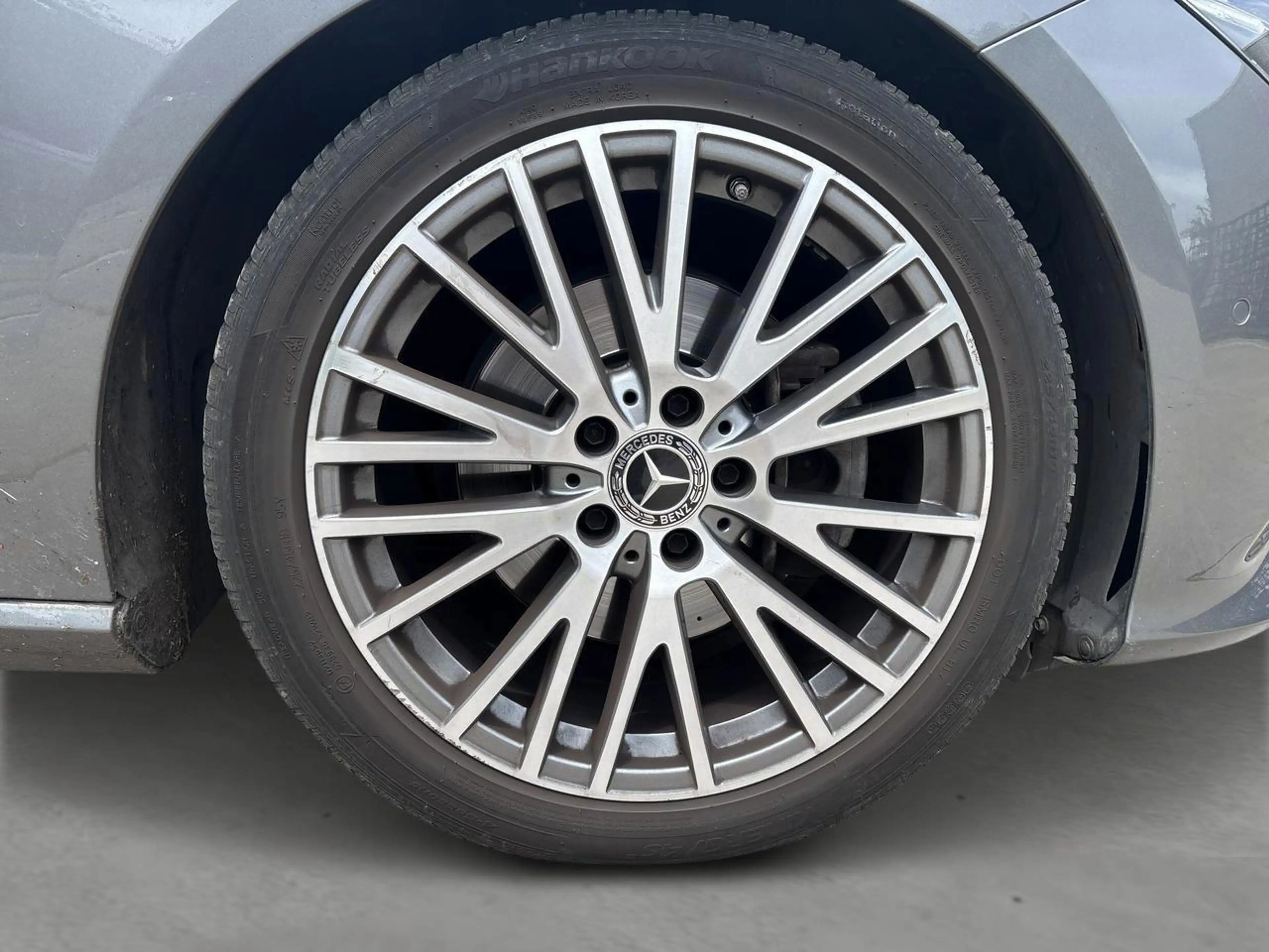 Mercedes-Benz CLA 200 Advantage — photo 5