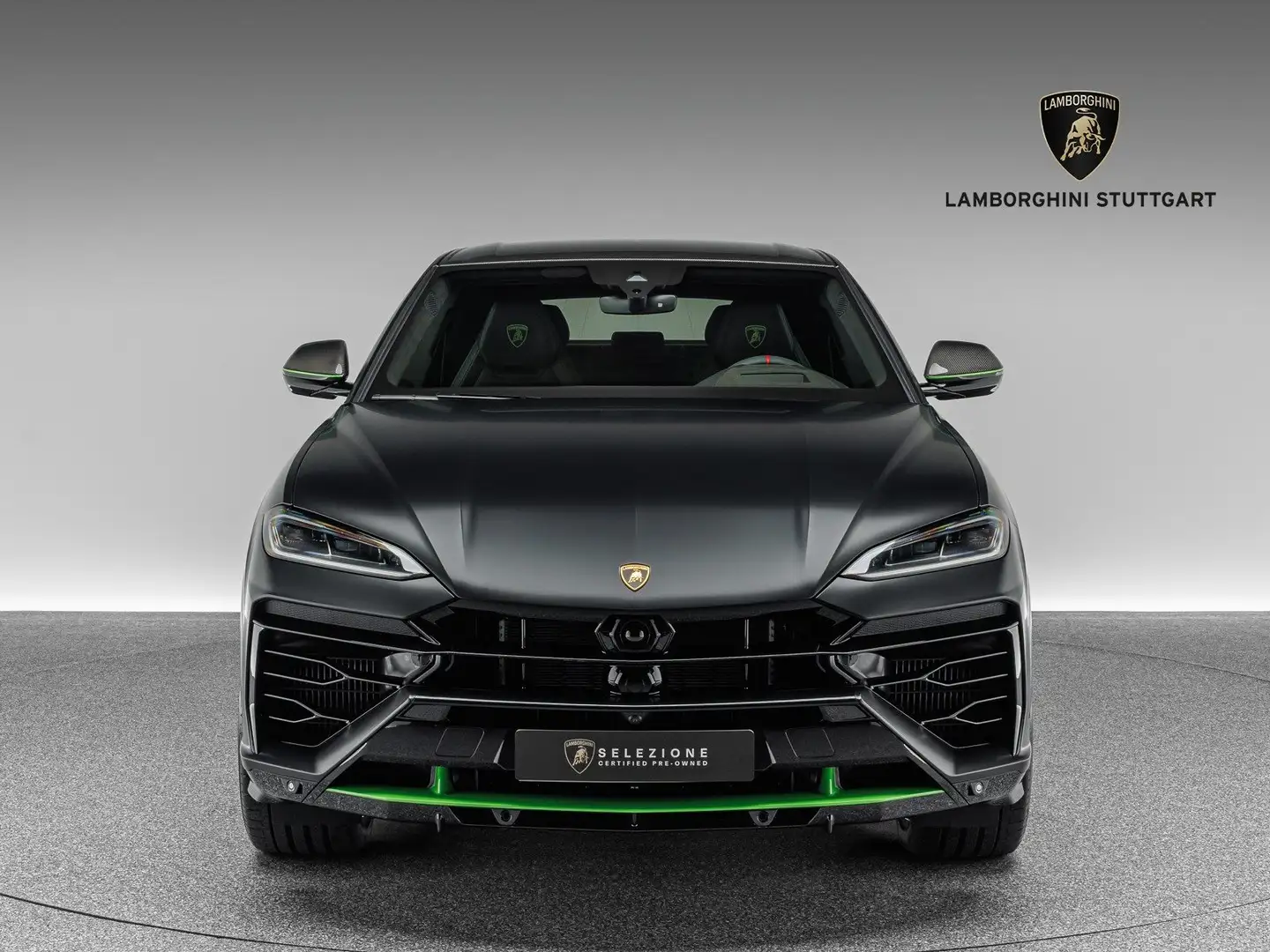 Lamborghini Urus SE Schwarz - 2