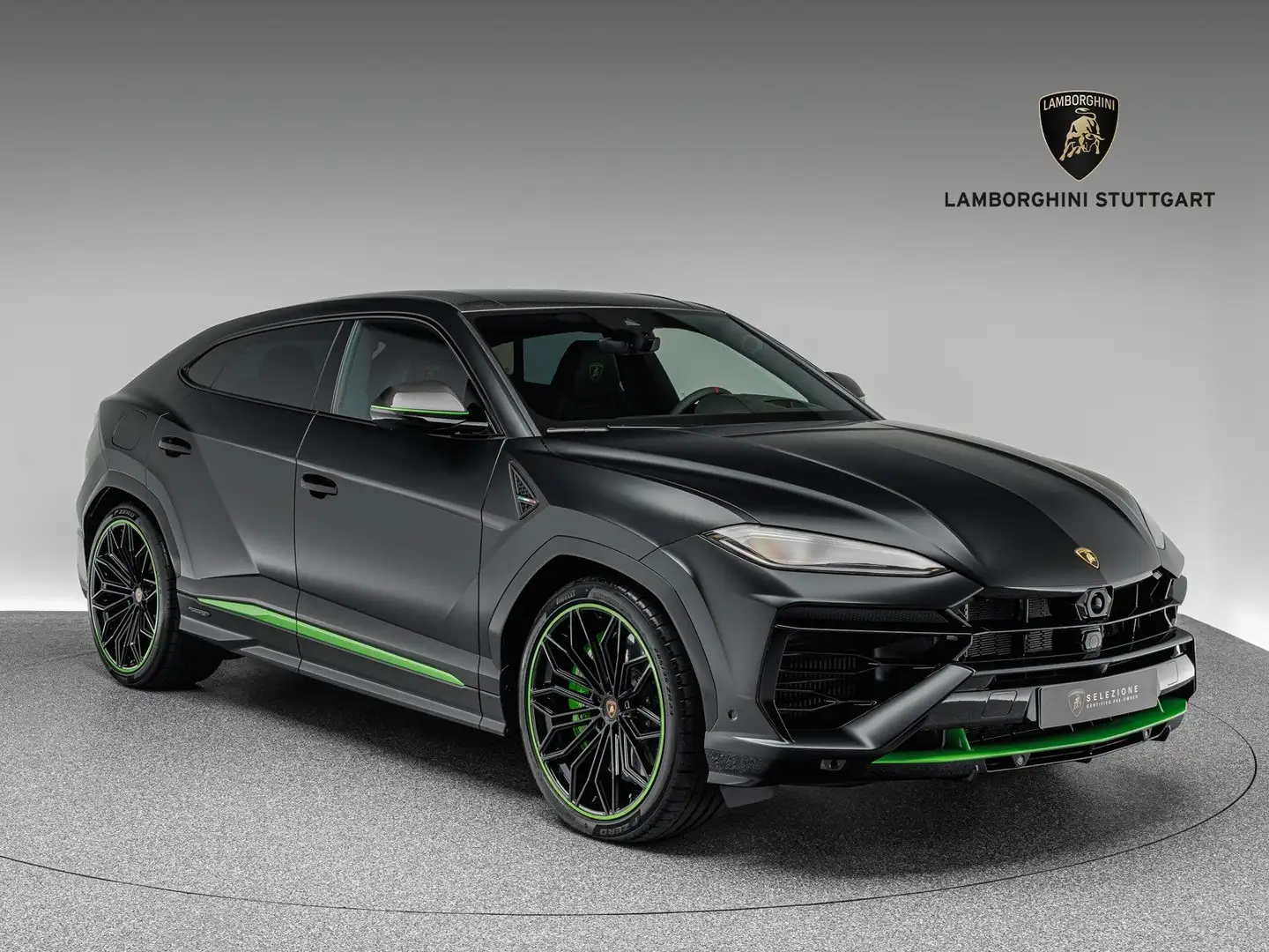 Lamborghini Urus SE Schwarz - 1