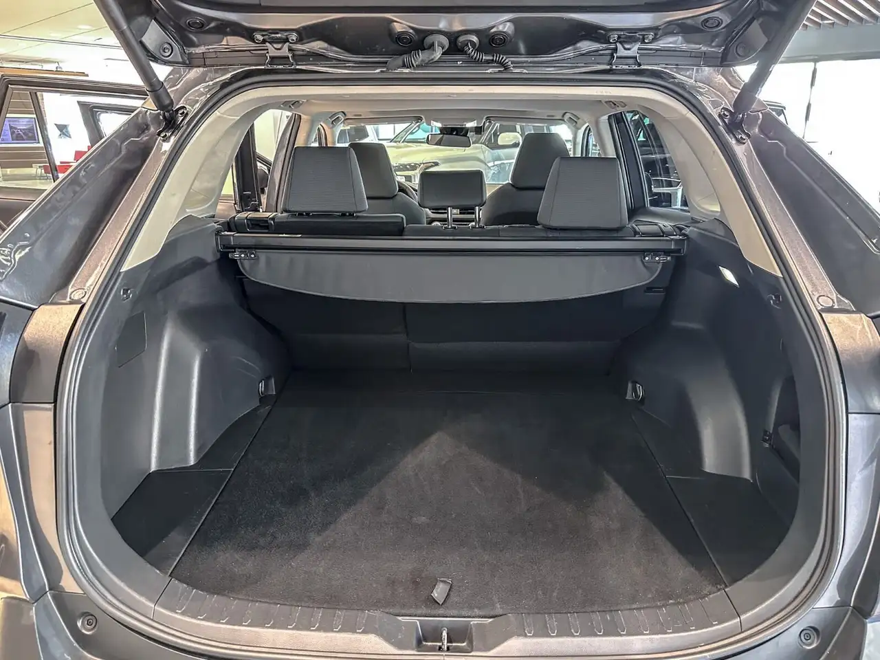 Toyota RAV 4 снимка Toyota RAV 4
