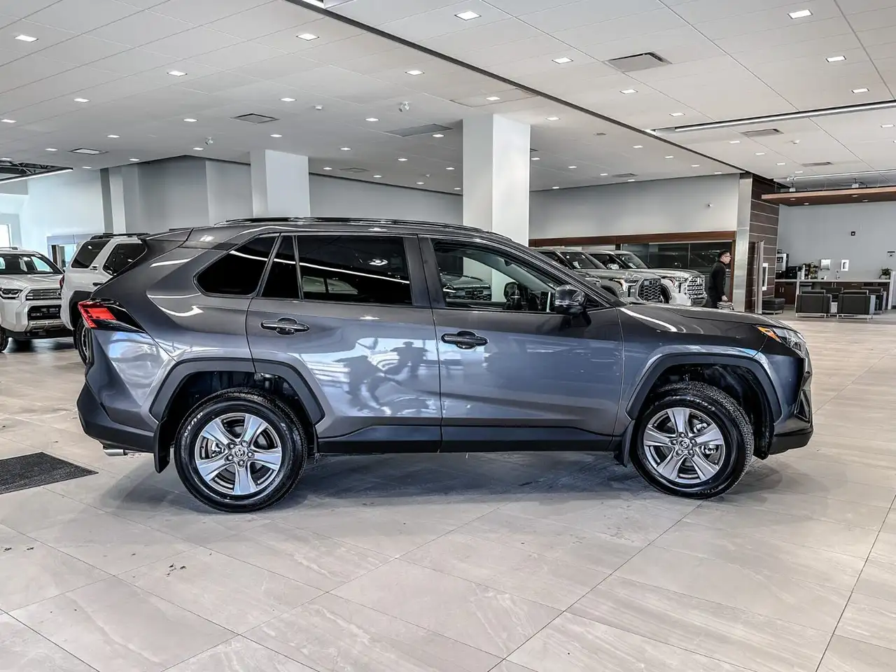 Toyota RAV 4 снимка Toyota RAV 4