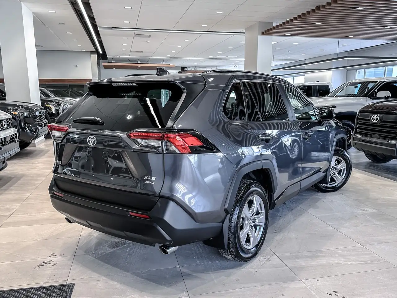 Toyota RAV 4 снимка Toyota RAV 4