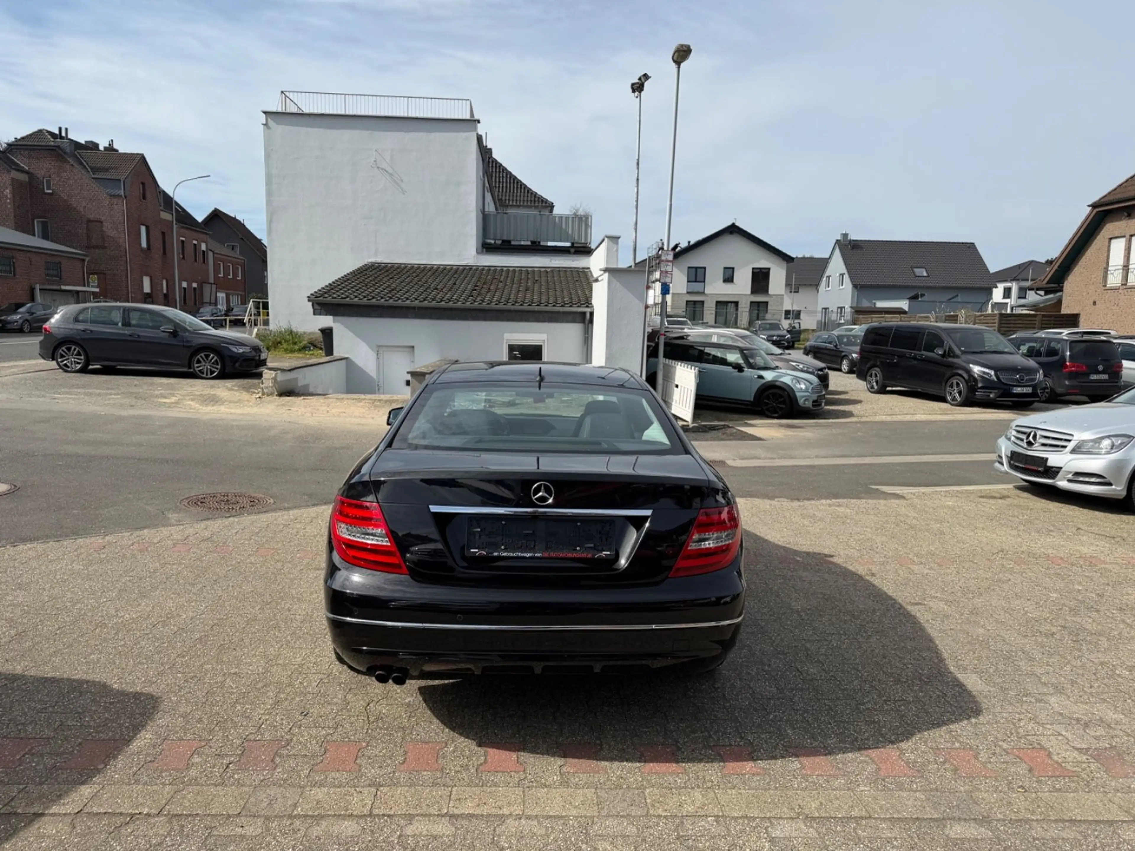 Mercedes-Benz C 180 Coupe Navi Sitzhz Teilleder Sportpak — photo 7