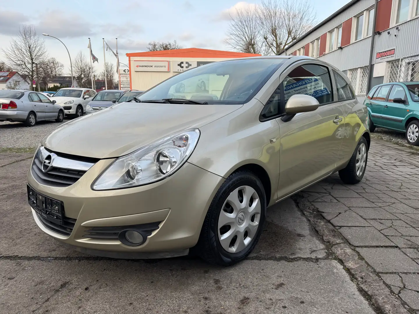 Opel Corsa Edition 1.4L TÜV NEU Beige - 1