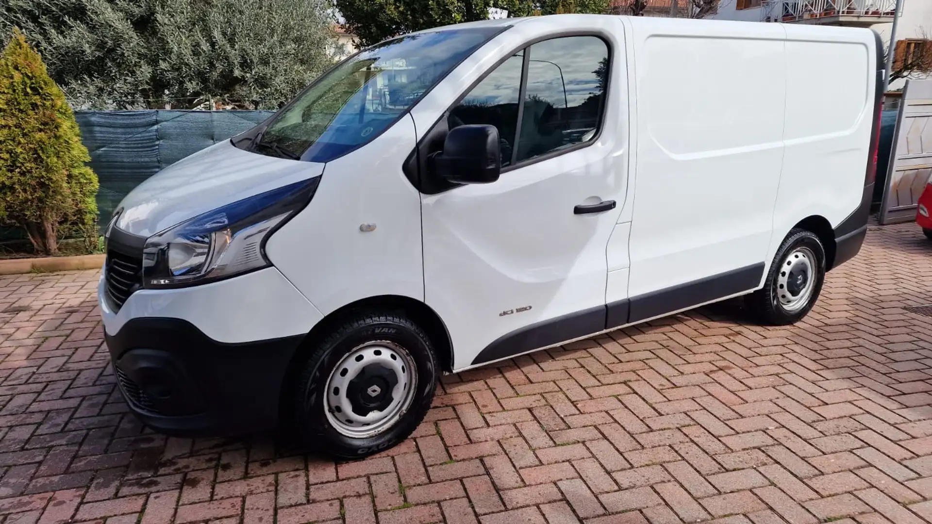 Renault Trafic Furgone - 1