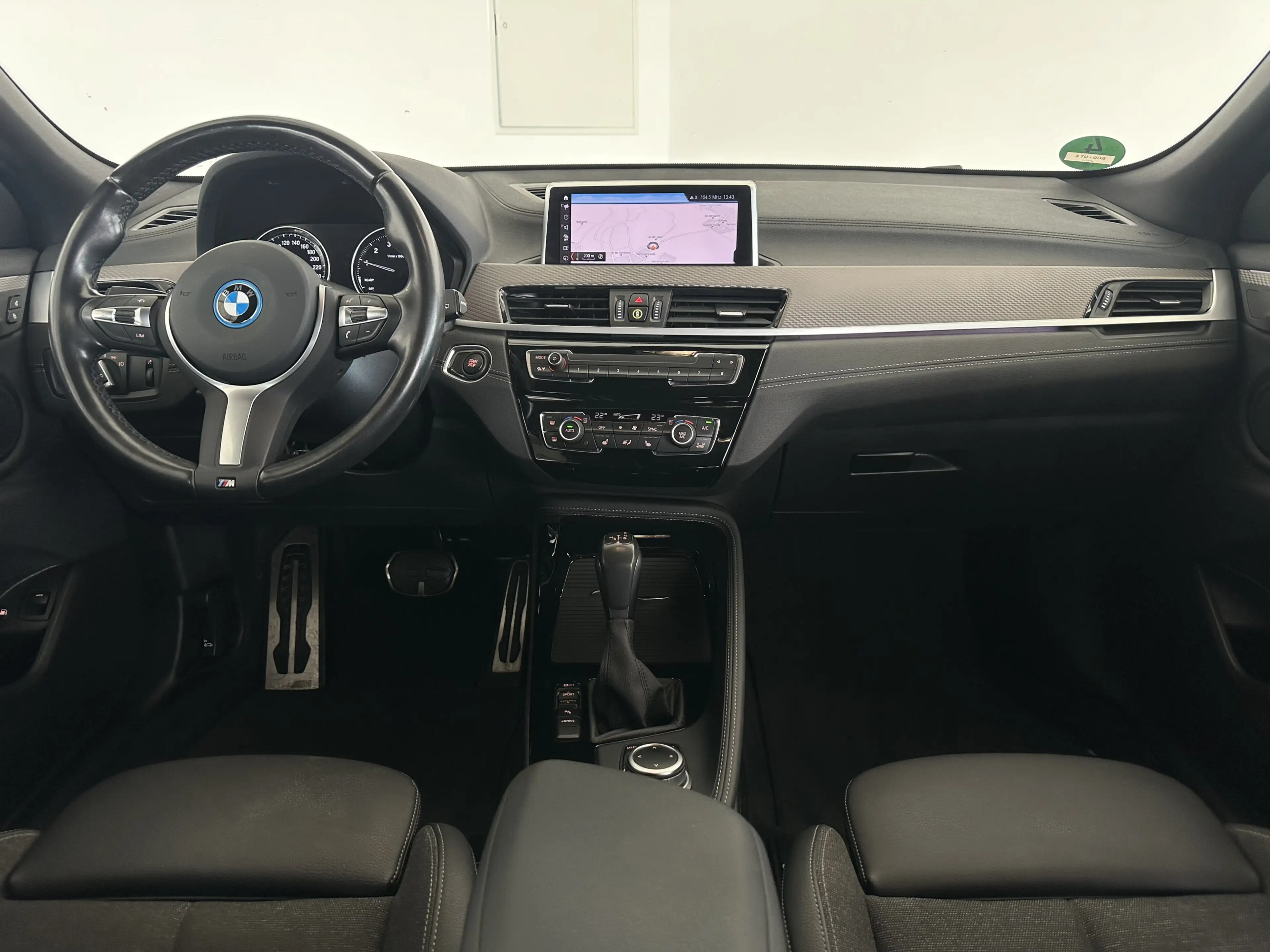 BMW X2 xDrive25e M SPORT* 19*KAM*MEMO* NAVI* LED — photo 11