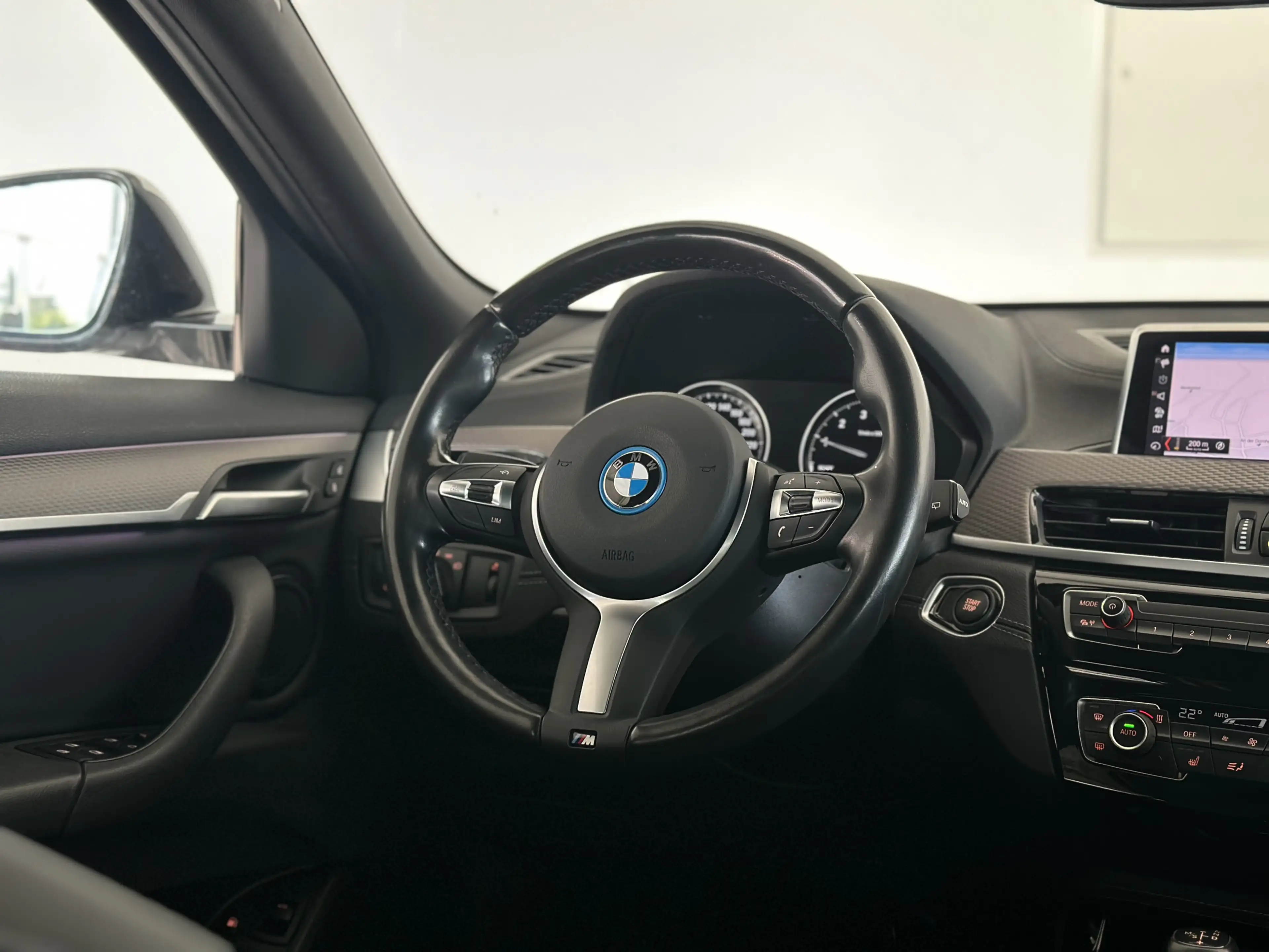 BMW X2 xDrive25e M SPORT* 19*KAM*MEMO* NAVI* LED — photo 14