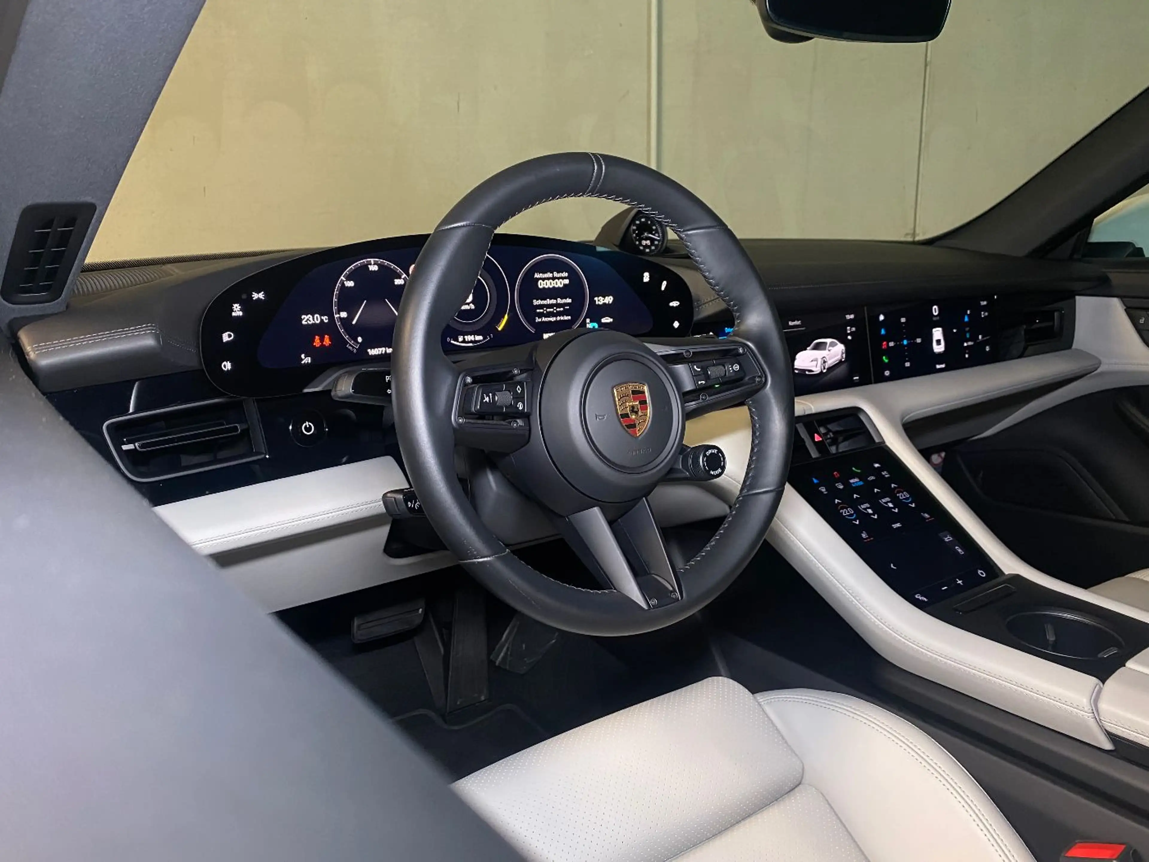Porsche Taycan | Luftfederung | Nachtsichtassistent | — photo 14