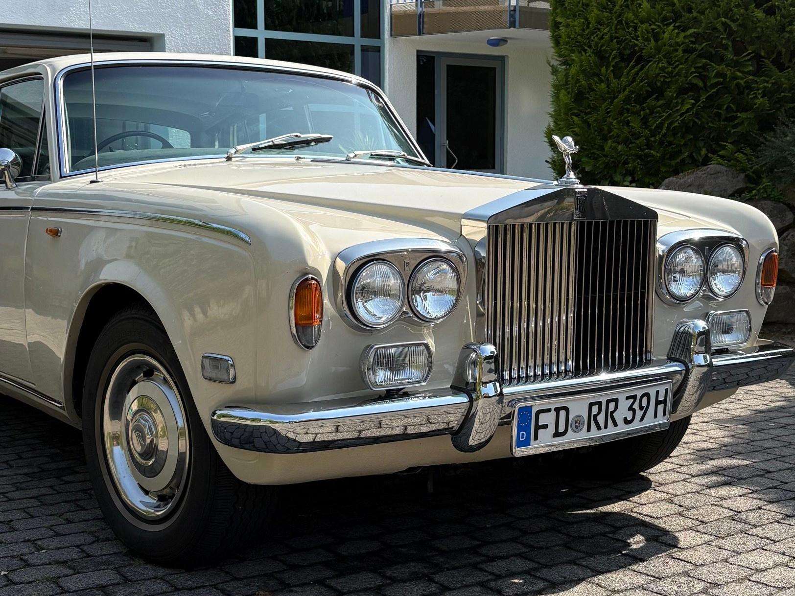 Second hand Rolls Royce Silver Shadow 