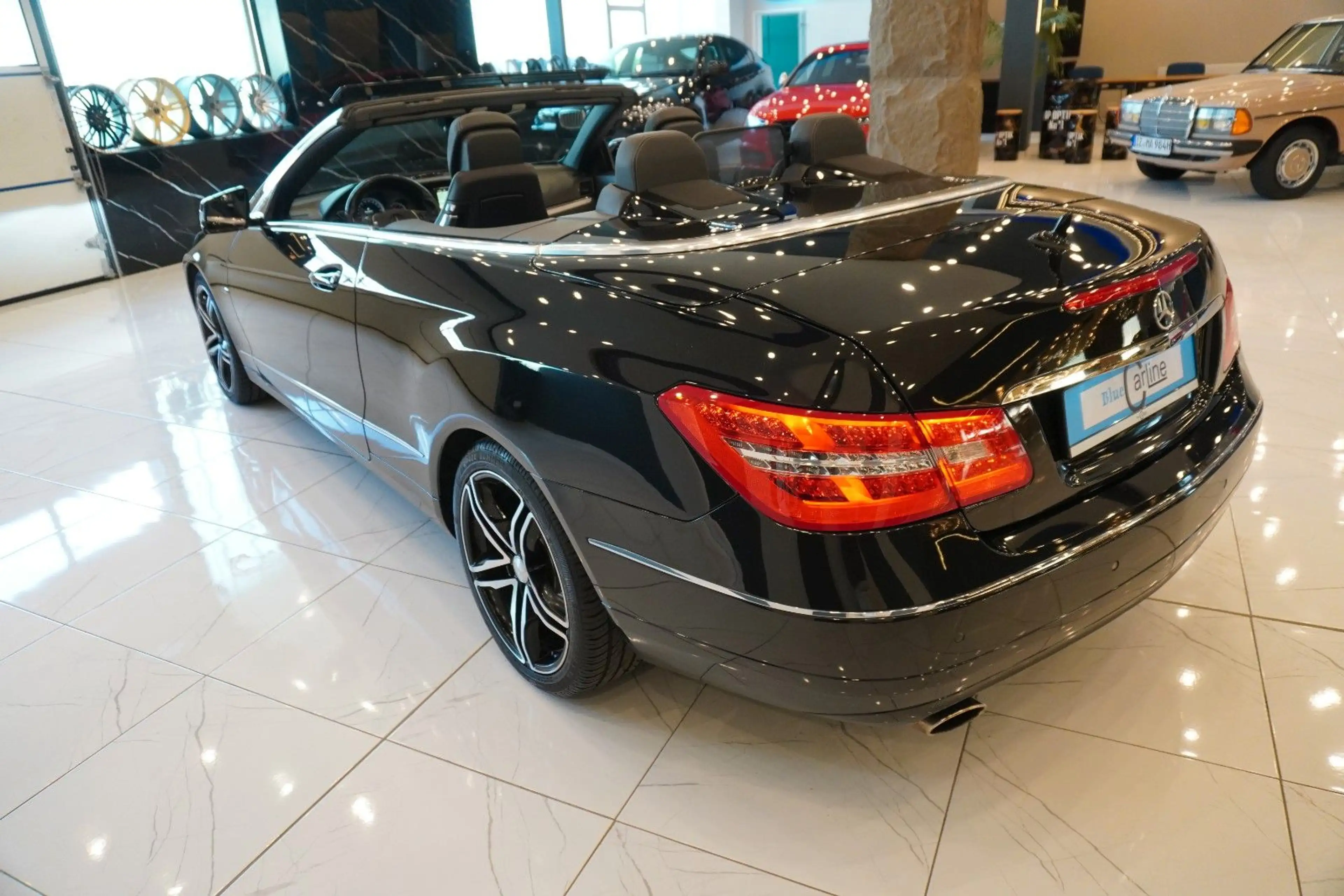 Mercedes-Benz E 250 Cabrio CGI BlueEfficiency+Navi+Leder+BiXeno — photo 8