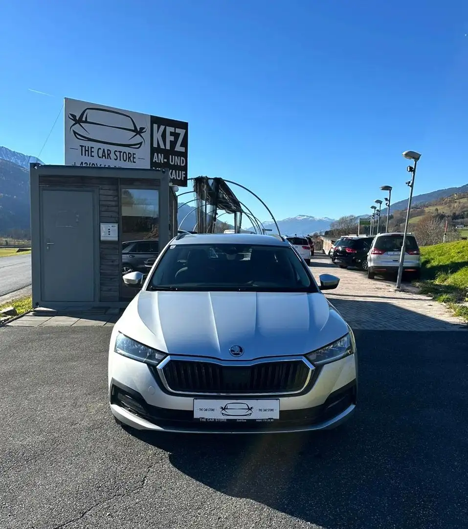 Skoda Octavia Ambition 4x4 *FINANZIERUNG**GARANTIE**MWST* Gris - 2