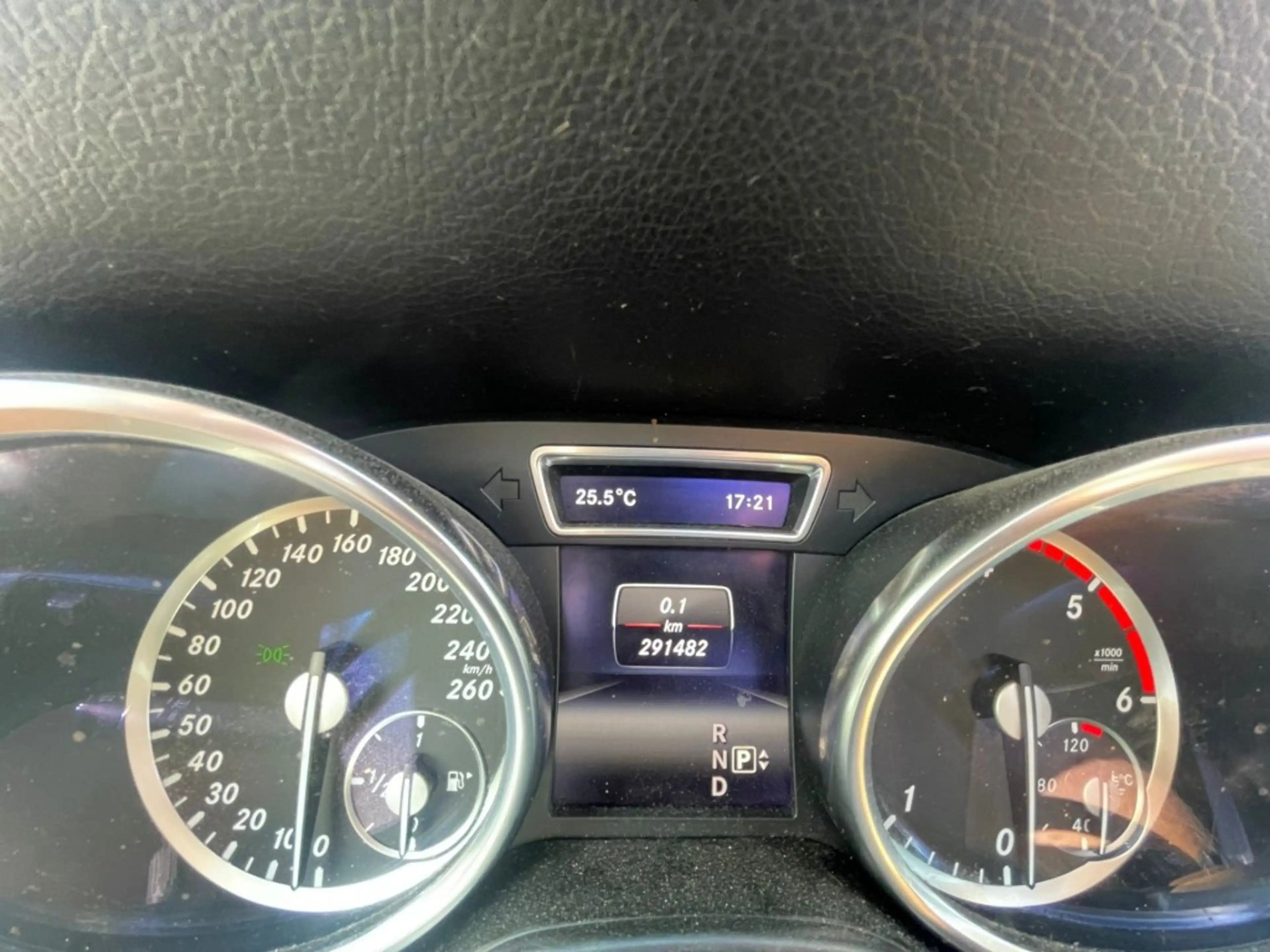 Mercedes-Benz ML 350 ML 350 BLUETEC 4MATIC. AMG TREKHAAK, PANO, CRUISE — photo 8