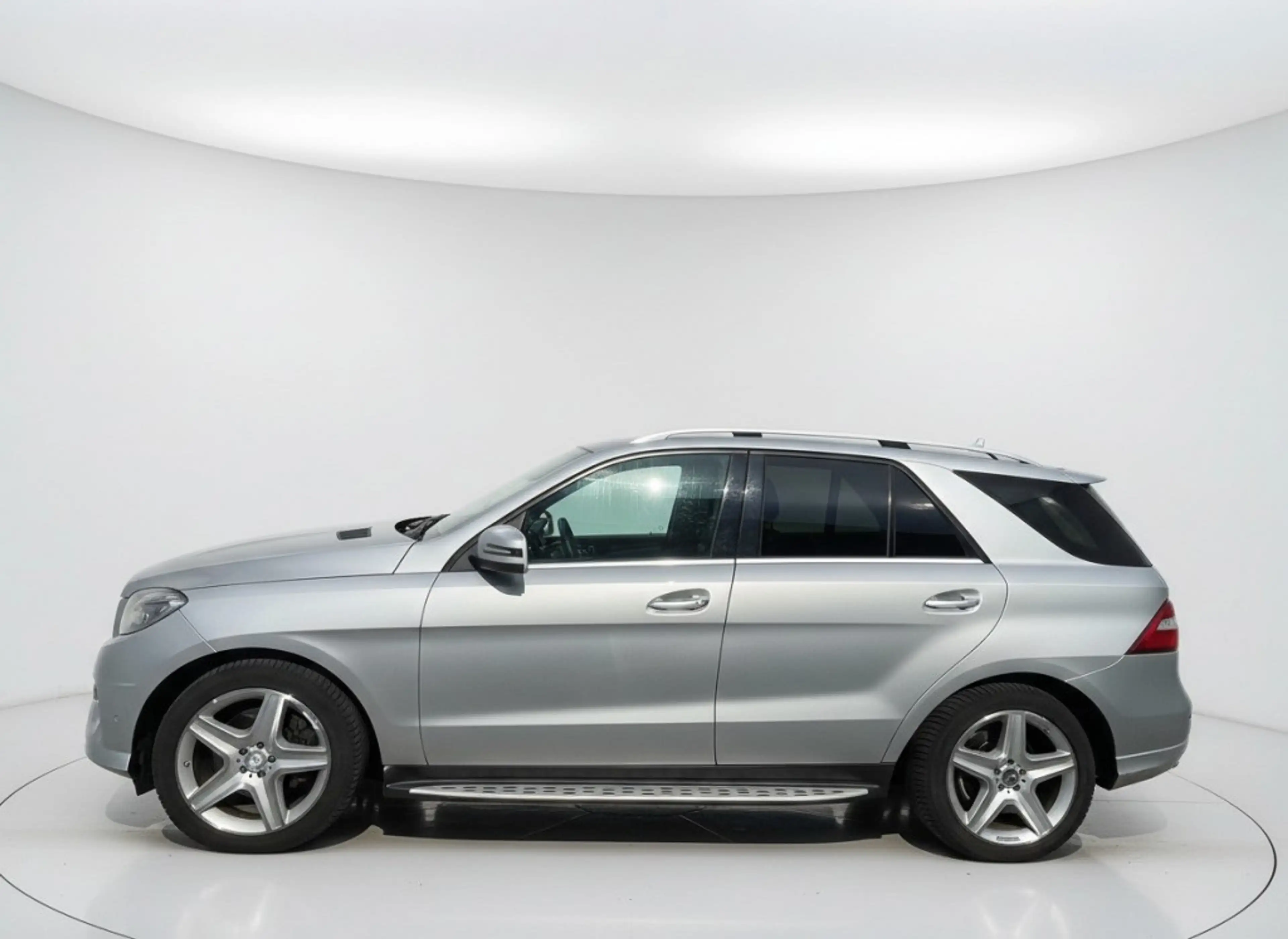 Mercedes-Benz ML 350 ML 350 BLUETEC 4MATIC. AMG TREKHAAK, PANO, CRUISE — photo 5