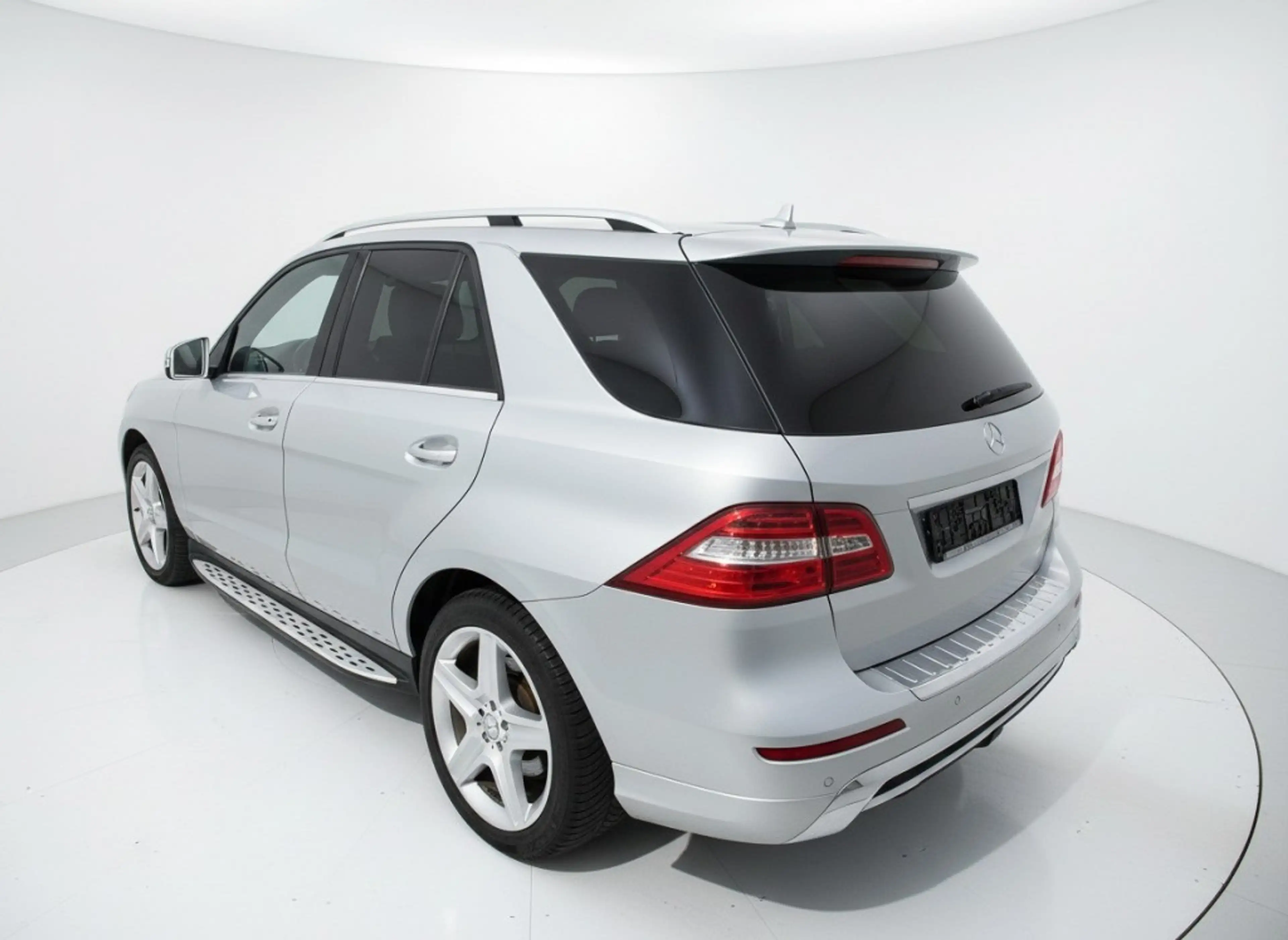 Mercedes-Benz ML 350 ML 350 BLUETEC 4MATIC. AMG TREKHAAK, PANO, CRUISE — photo 4