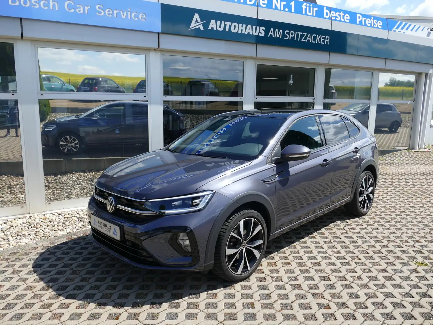 Volkswagen Taigo 1.0 TSI R-Line IQ.LIGHT NAVI LED PANO Gris - 2