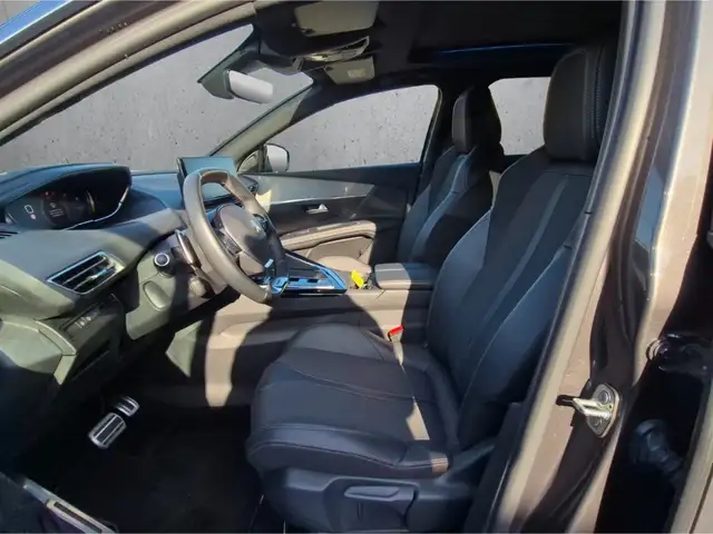 Peugeot 3008 view 9