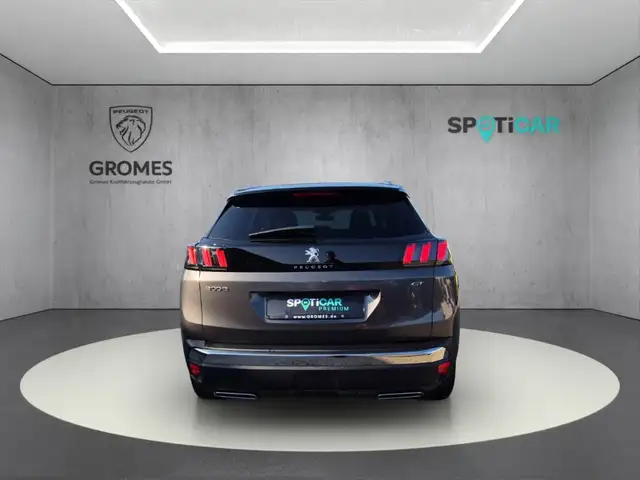 Peugeot 3008 view 4