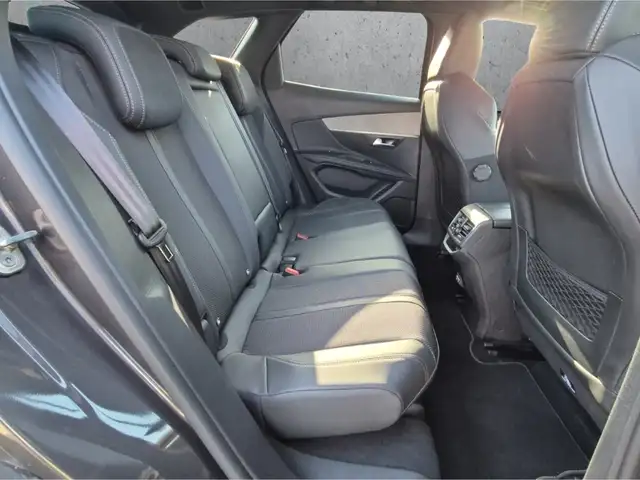 Peugeot 3008 view 14