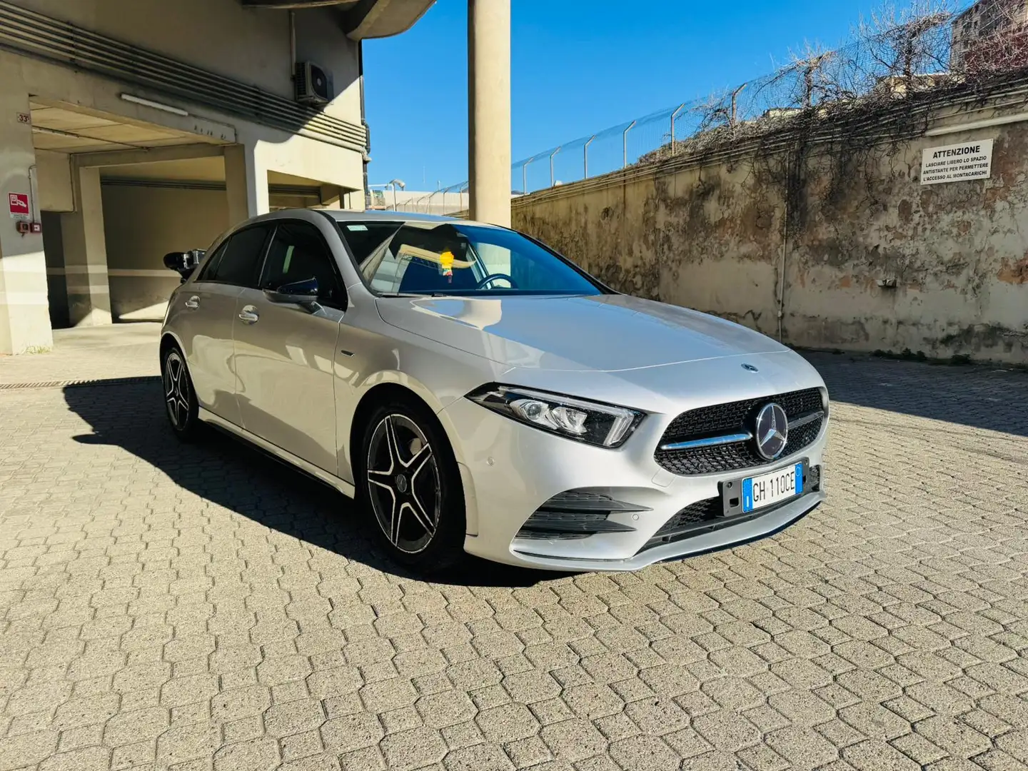 Mercedes-Benz A 180 Classe A - W177 2018 d Premium Night edition auto Argento - 2