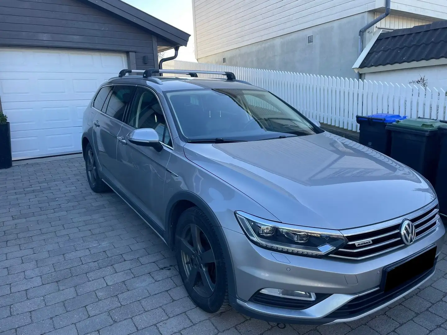 Volkswagen Passat Alltrack Passat Alltrack 2.0 TDI SCR 4Motion DSG (BMT) Plateado - 1
