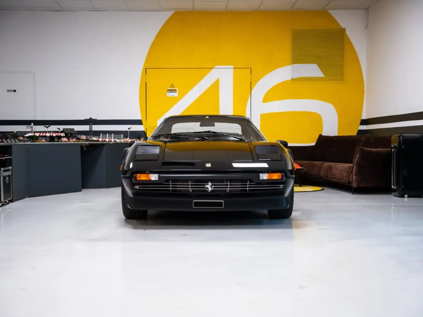Ferrari 308 GTBi - 1