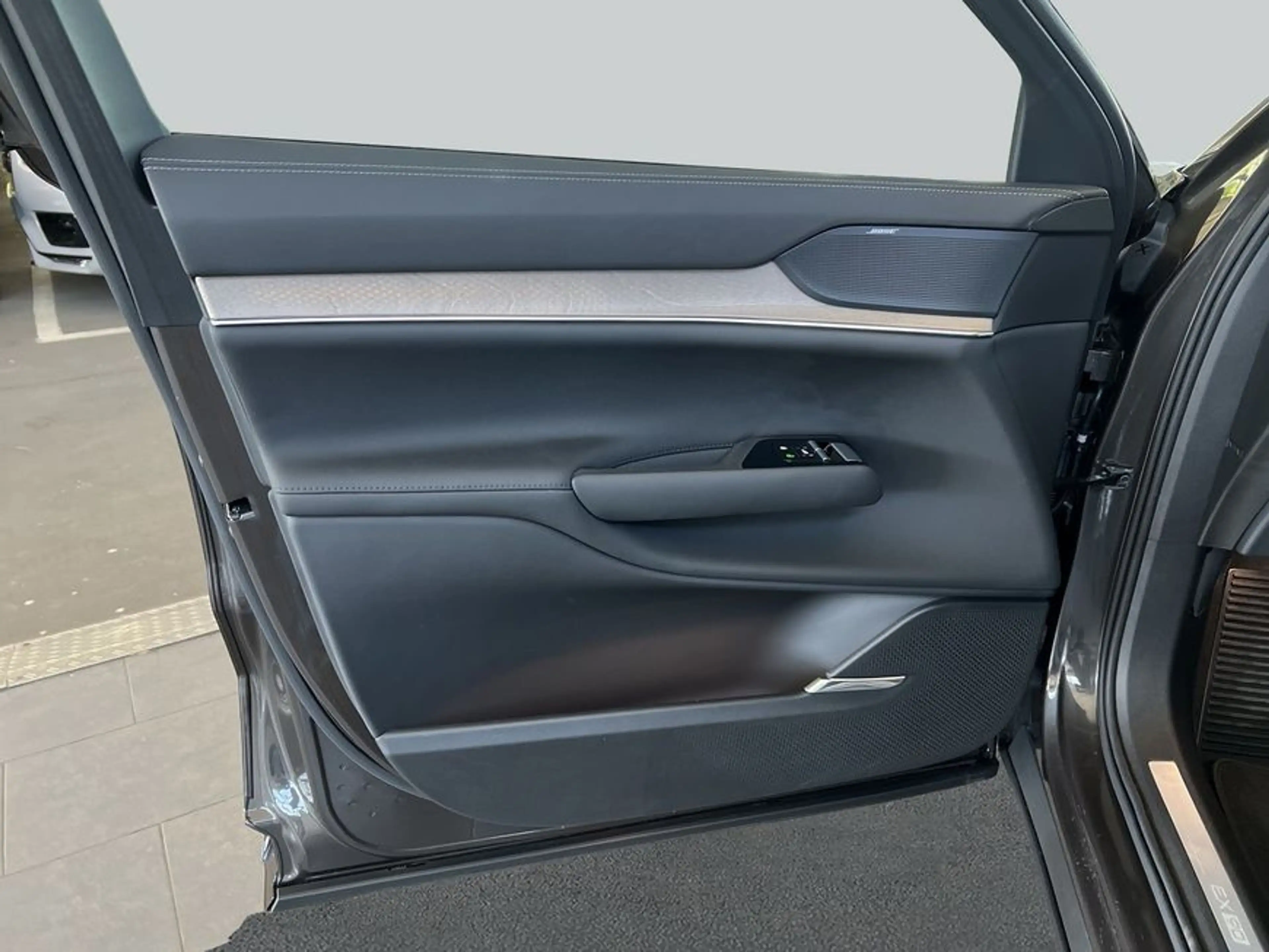 Volvo EX90 Twin Performance AWD Ultra (7-Sitzer) — photo 13