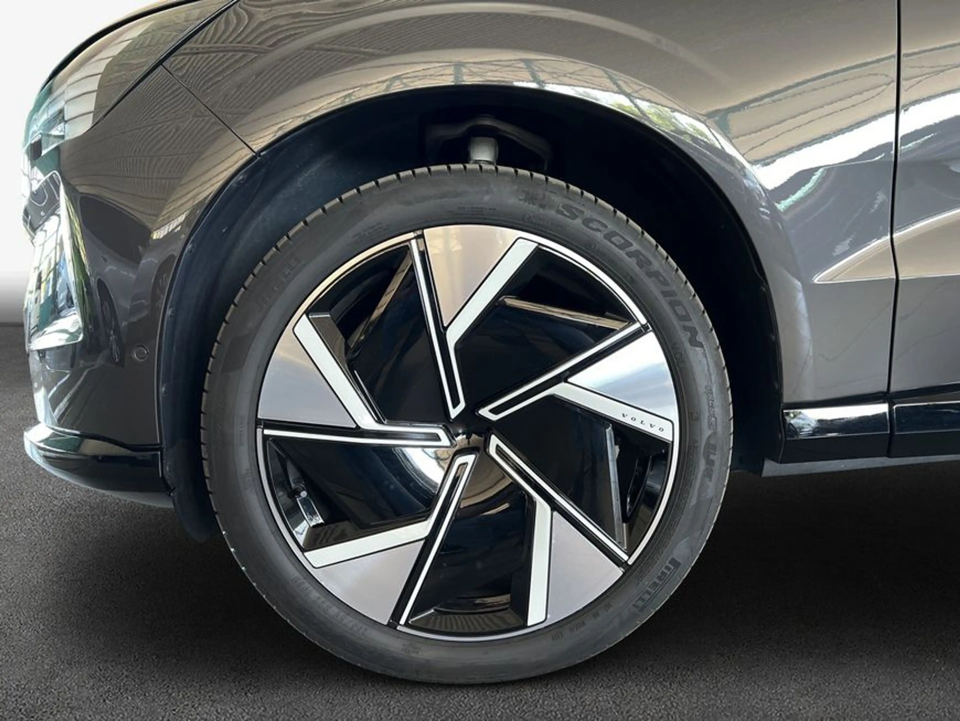 Volvo EX90 Twin Performance AWD Ultra (7-Sitzer) — photo 8