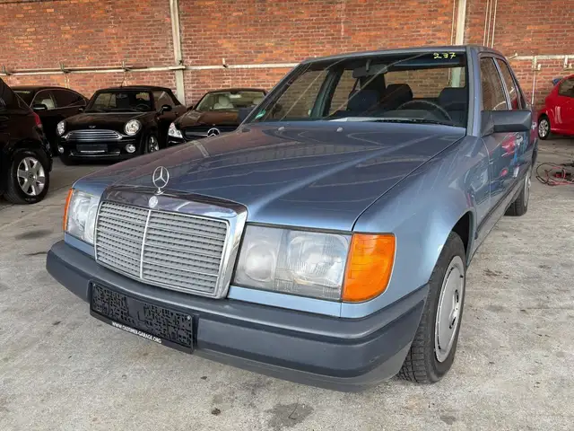 Mercedes-Benz 200 /S-DACH/Zentral/Guter Zustand
