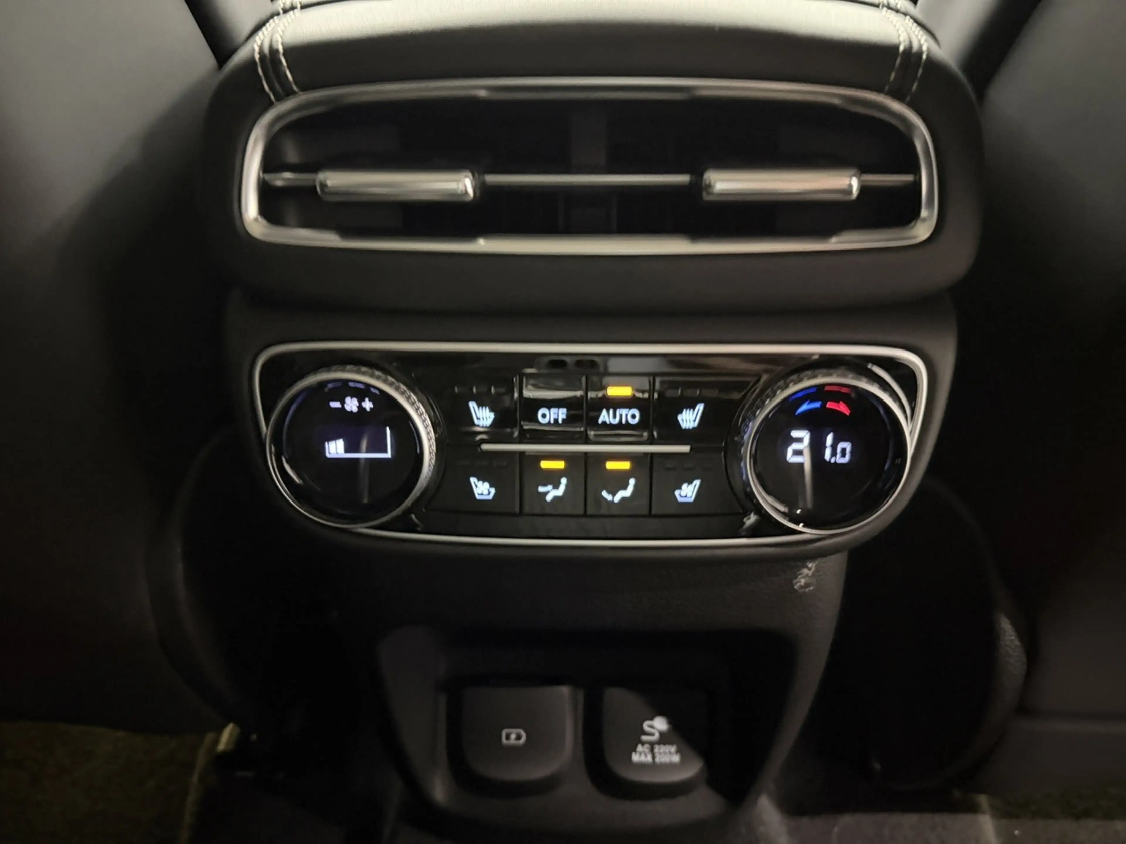 Genesis GV80 3.0 D AWD AT8 Executive I HUD I 6- Sitzer — photo 14