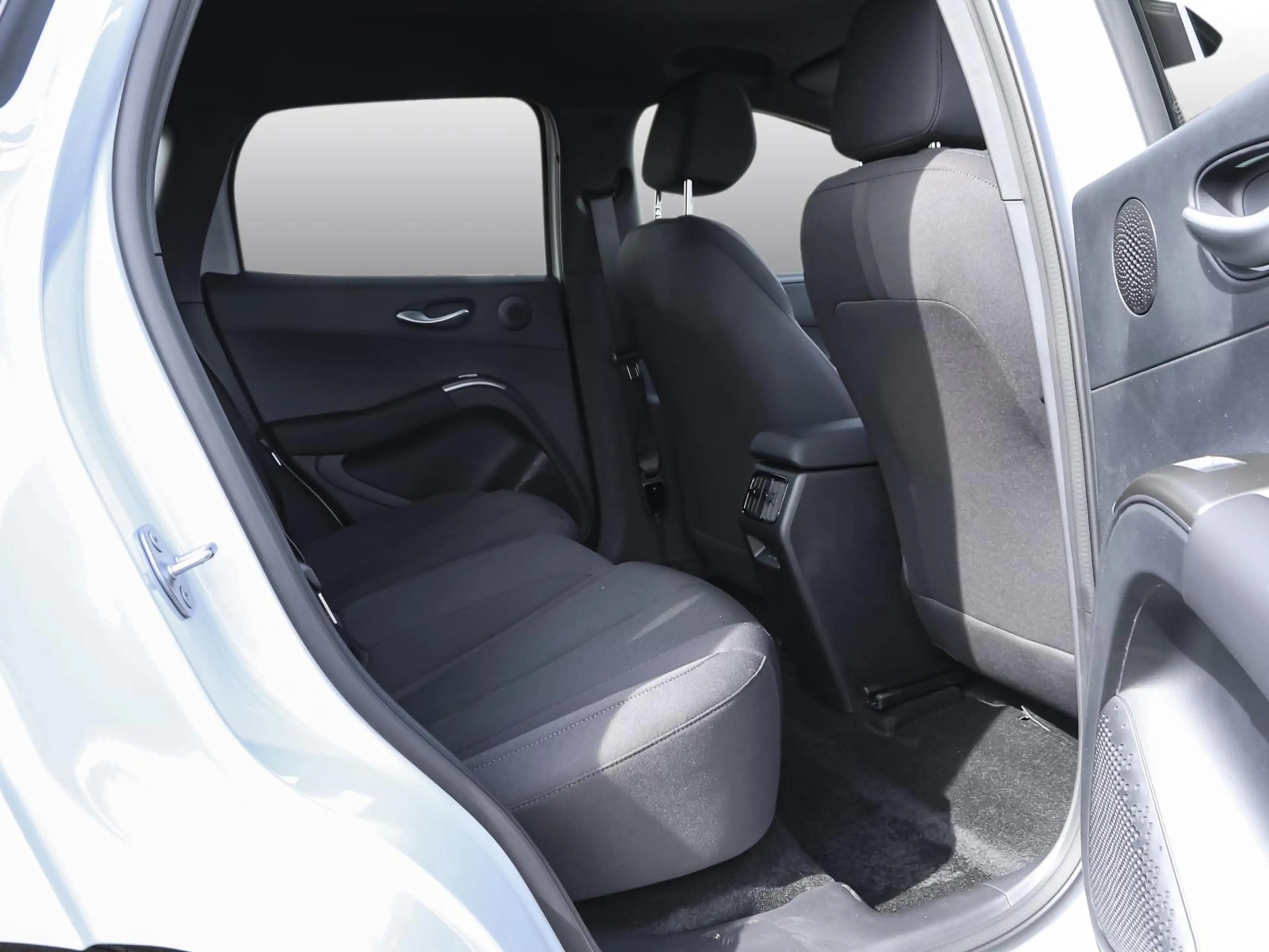 BYD Dolphin G DM-i Boost NAVI SHZ PDC LM-Felgen — photo 4
