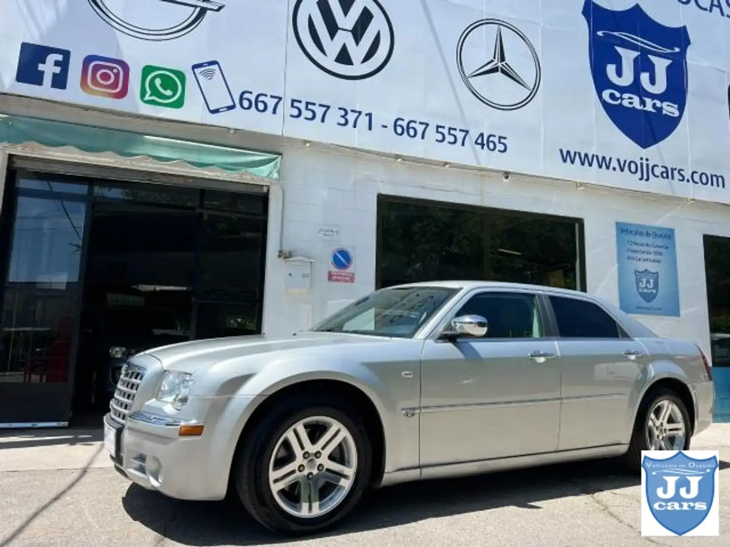 Chrysler 300C 300 3.0 V6 CRD DPF Sedan - 1