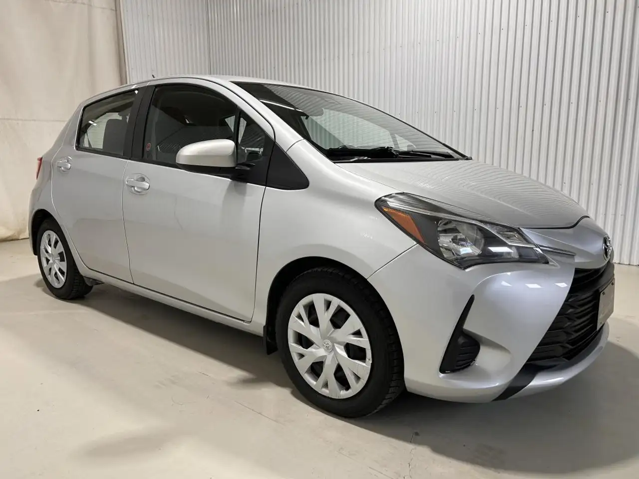 Toyota Yaris снимка Toyota Yaris