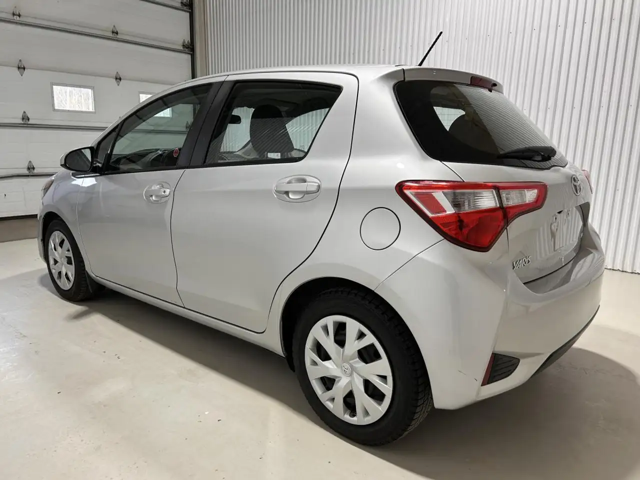 Toyota Yaris снимка Toyota Yaris