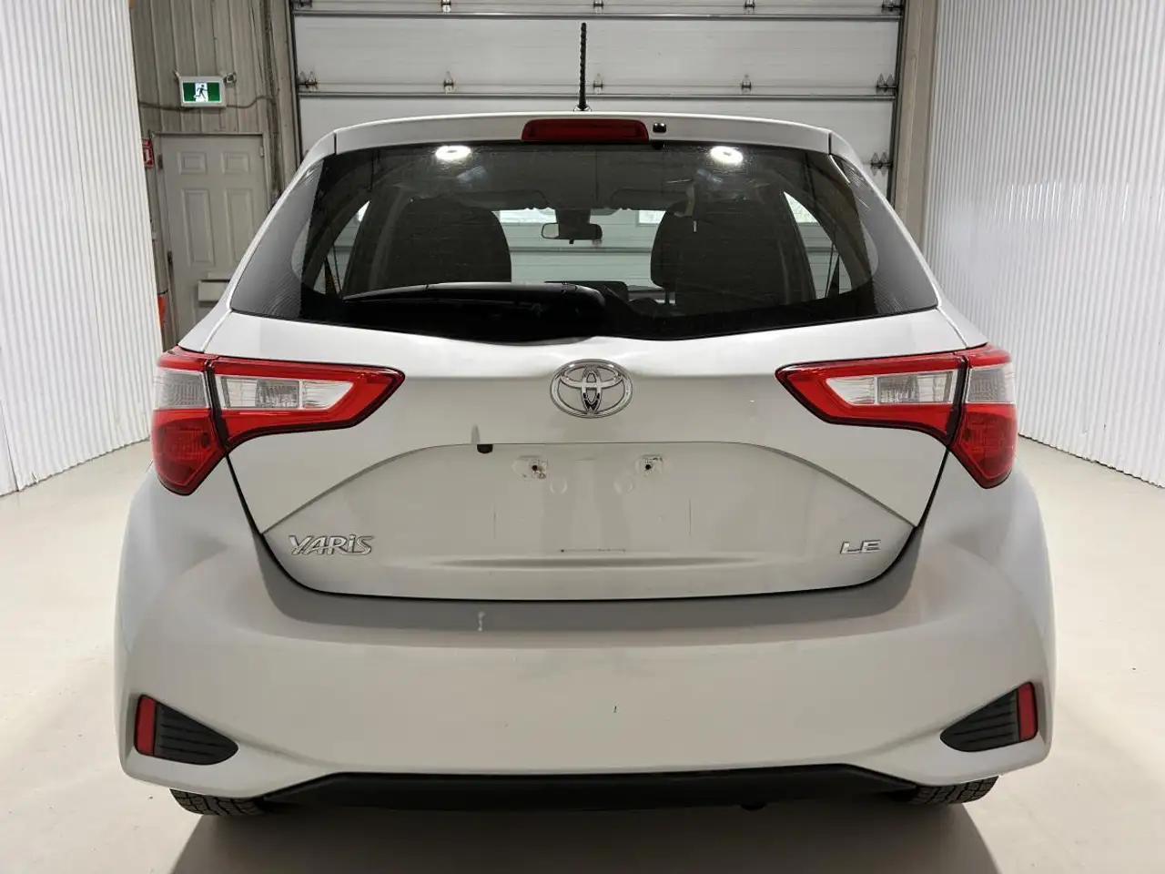 Toyota Yaris снимка Toyota Yaris
