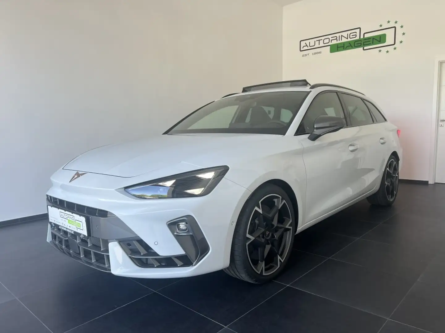 CUPRA Leon ST VZ 333PS 4Drive DSG AHK|Pano|Sennheiser Blanc - 2