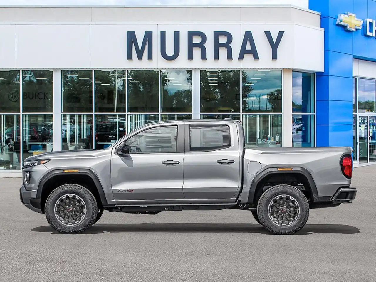 GMC Canyon photo GMC Canyon
