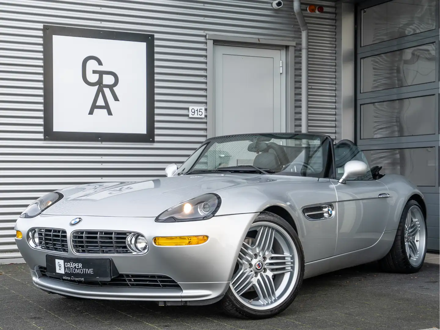 BMW Z8 Alpina Roadster NR. 311/555 Grijs - 1