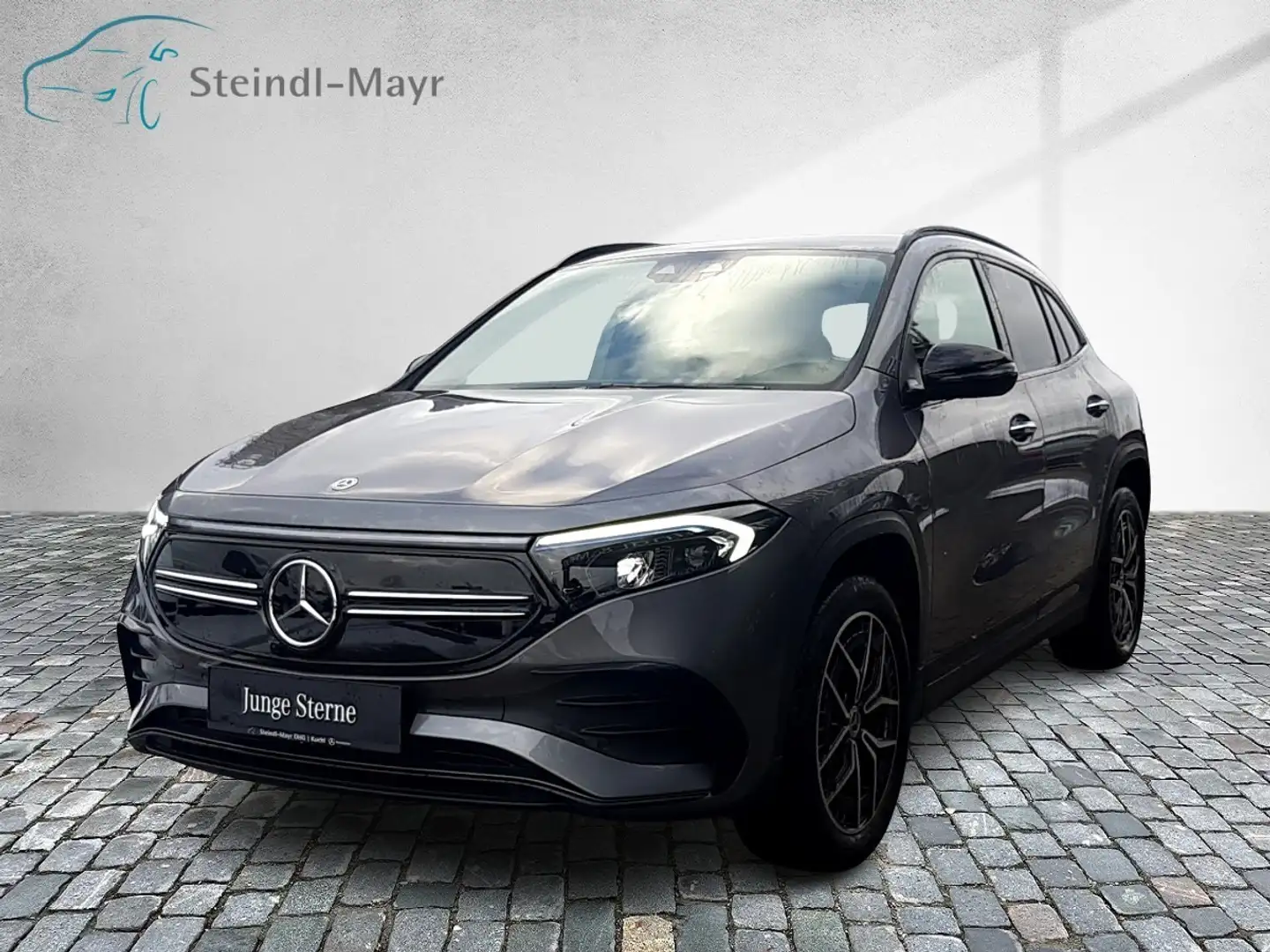 Mercedes-Benz EQA 300 4MATIC Grau - 2