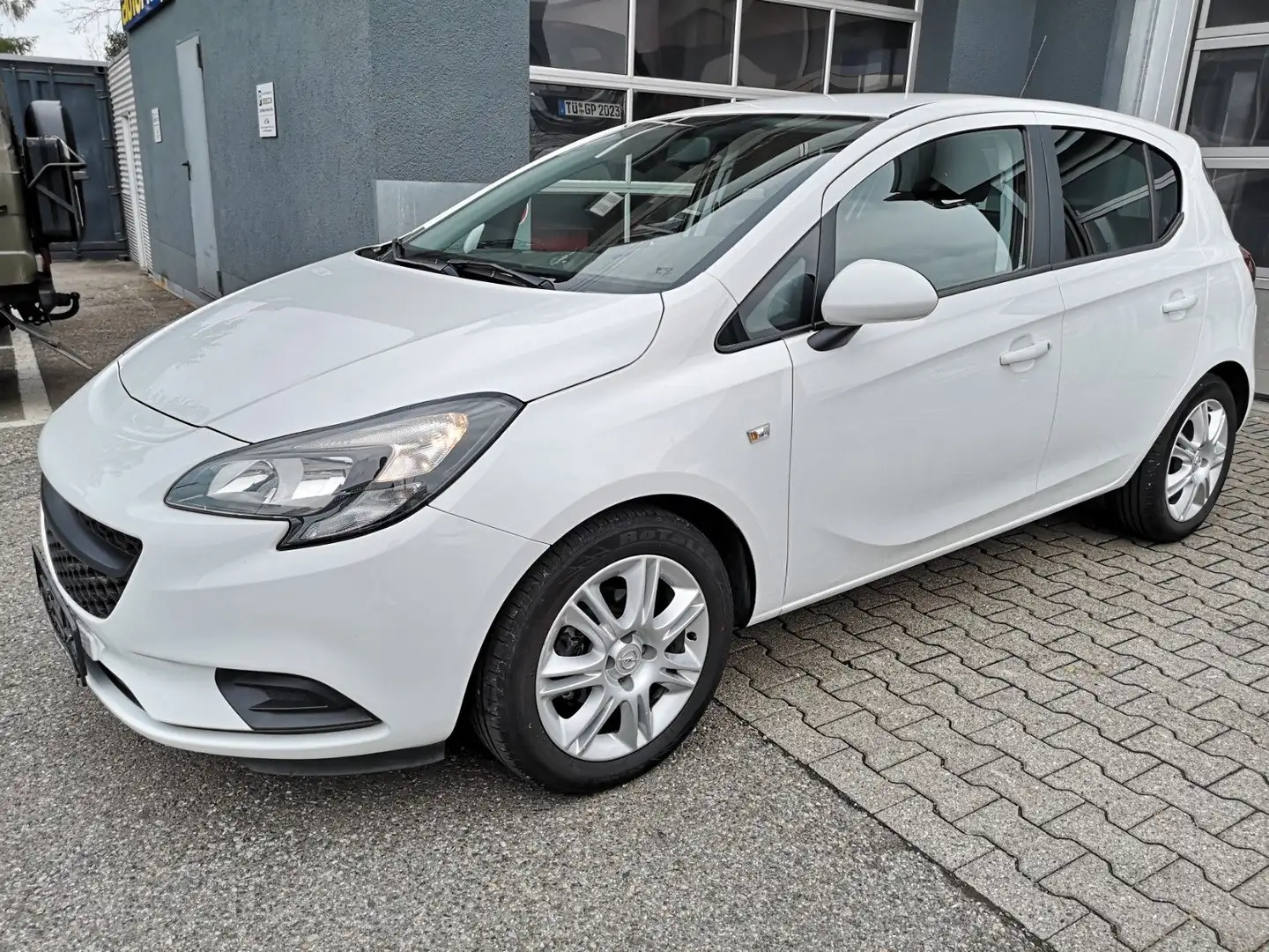 Opel Corsa 1.4LPG Navi Sitz/Lenkradheizung Benzin/GAS Wit - 1