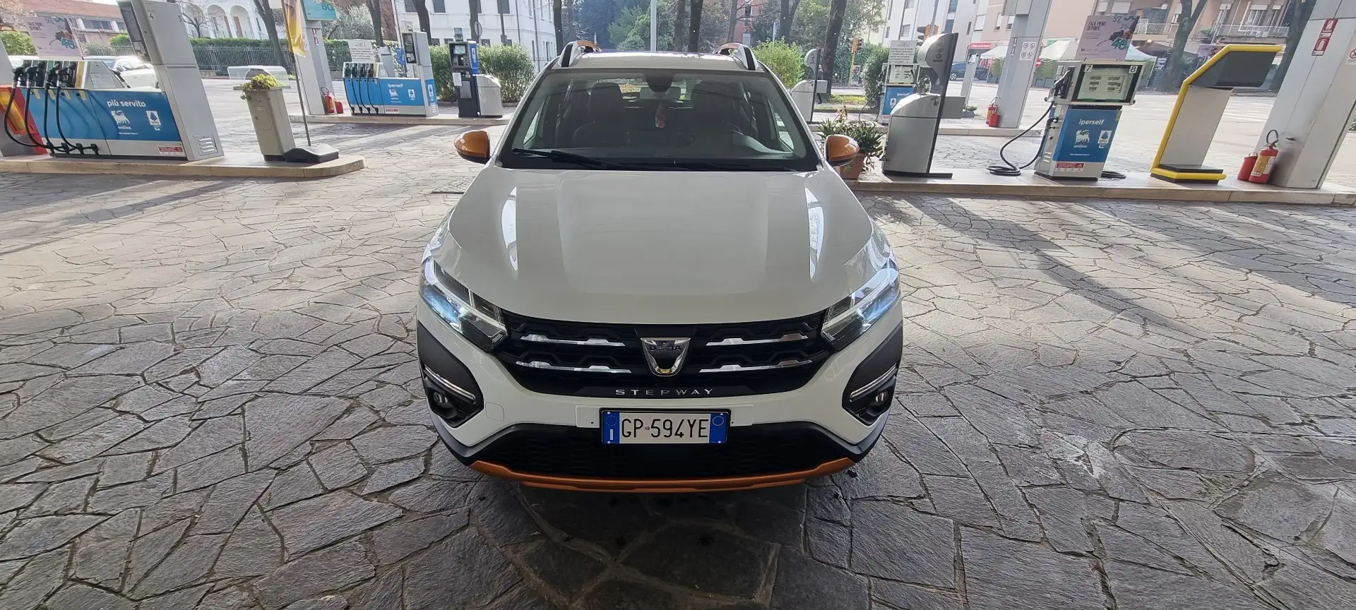 Dacia Sandero Stepway 1.0 tce Comfort Eco-g 100cv - 1