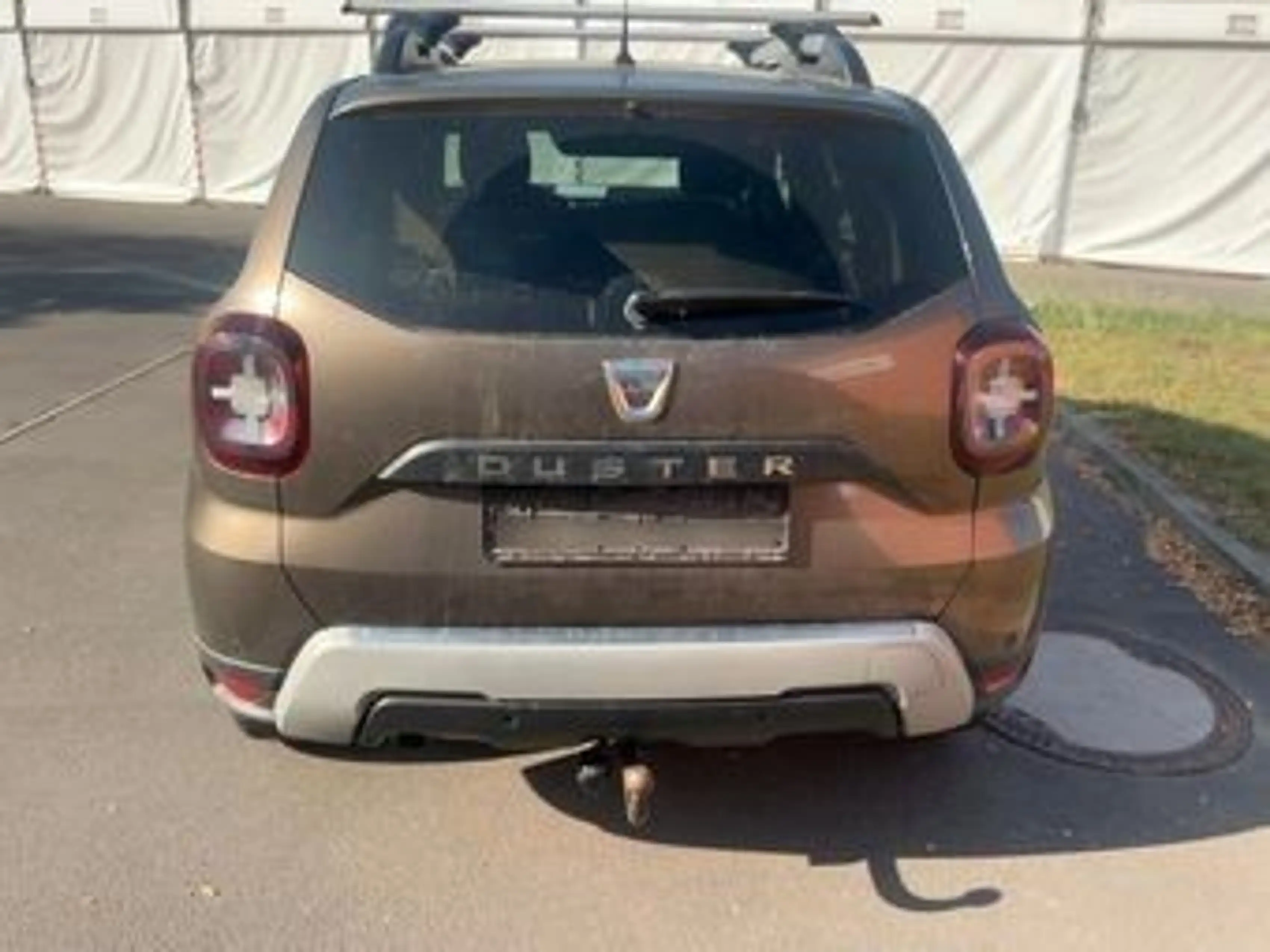 Dacia Duster II Prestige 4WD AHK*SHZ*NAV*TEM*PDC*RK* — photo 6