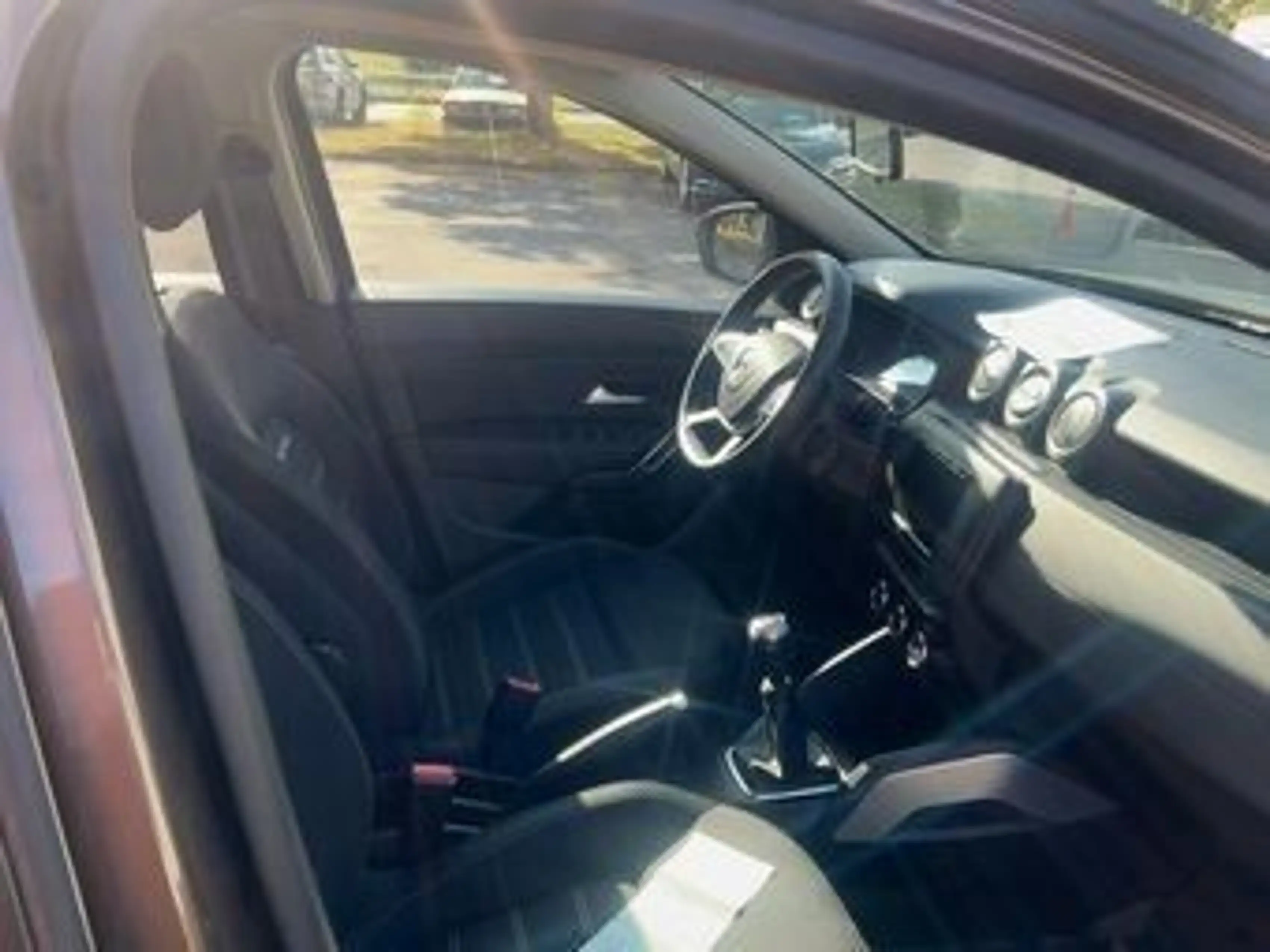 Dacia Duster II Prestige 4WD AHK*SHZ*NAV*TEM*PDC*RK* — photo 9