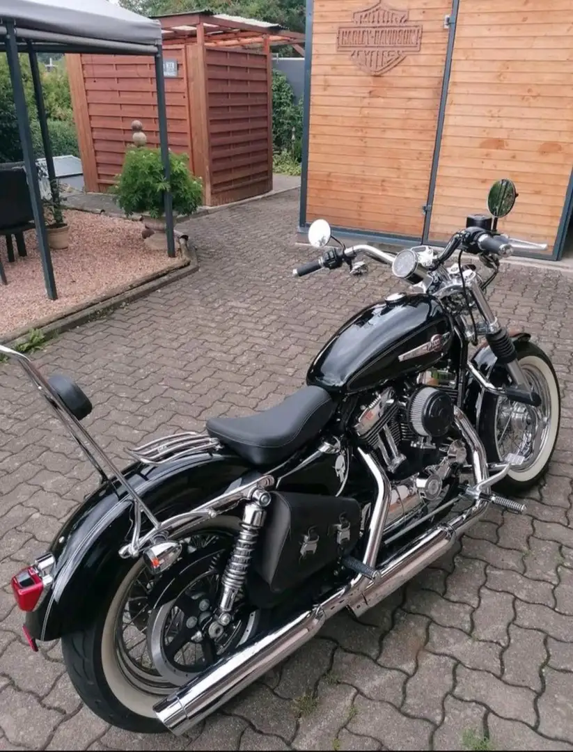 Harley-Davidson Sportster 1200 XL Custom Noir - 2