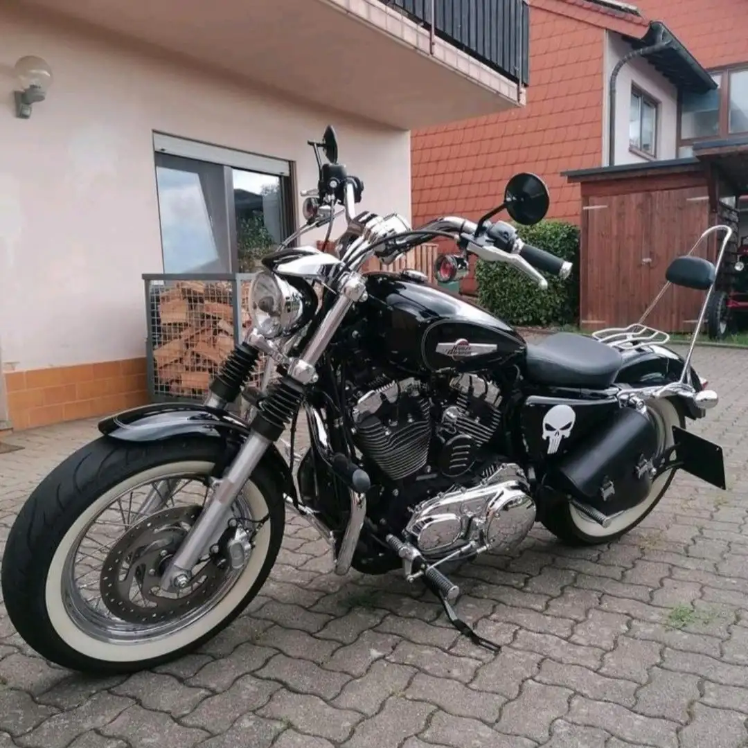 Harley-Davidson Sportster 1200 XL Custom Noir - 1