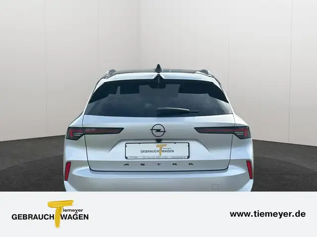 Opel Astra view 6