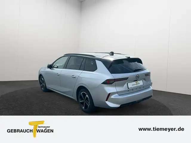 Opel Astra view 7